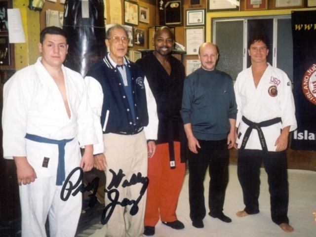 Home Dojo of Professor Wally Jay, 2002 �.