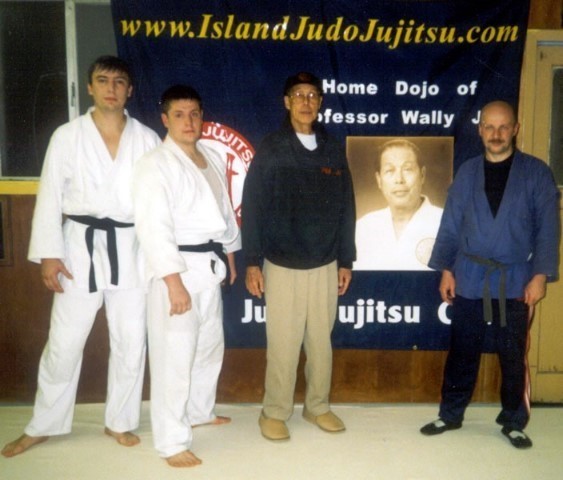 Home Dojo of Professor Wally Jay, 2002 �.
